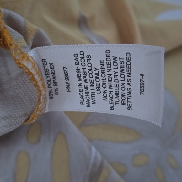 LIZ CLAIBORNE WOMEN'S PLUS SIZE GOLD TROPICAL SHORT SLEEVES SUMMER TOP SIZE 2X - Picture 10 of 16